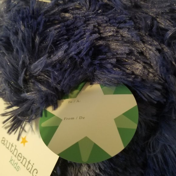 Authentic Kids Faux Fur Decorative Throw - Picture 4 of 5